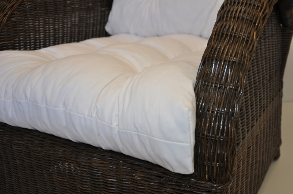 Rattan Ohrensessel , Rattansessel , Relexsessel , Hochlehner inkl. hochwertigen Polster . Korbfarbe : darkbrown