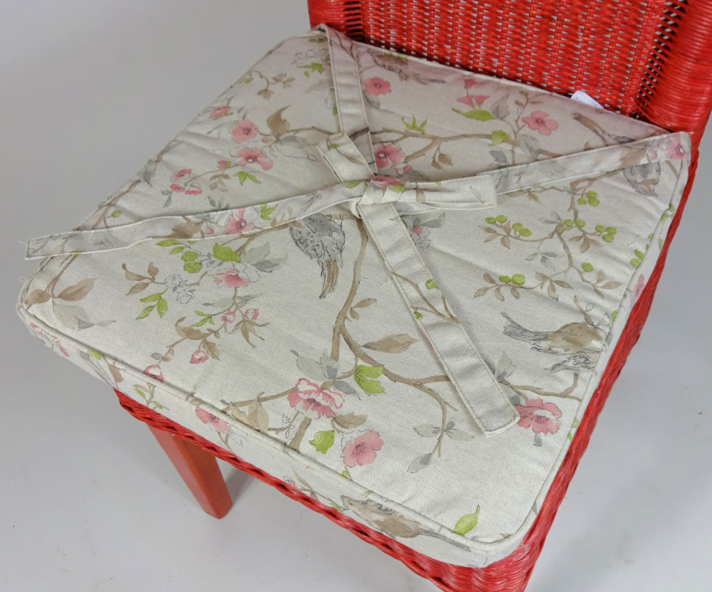 Stuhlkissen , Sitzkissen Bonia Plus mit Schleife 42 x 42 cm Fb. Mirha Leinen Bird