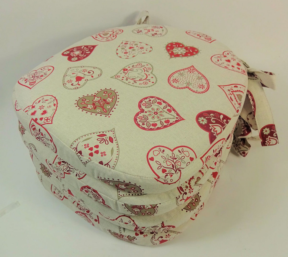 Set 4 x Stuhlkissen / Sitzkissen Marina mit Schleifen 40 x 40 cm Dicke 5 cm , Fb. Mirha Leinen Herz