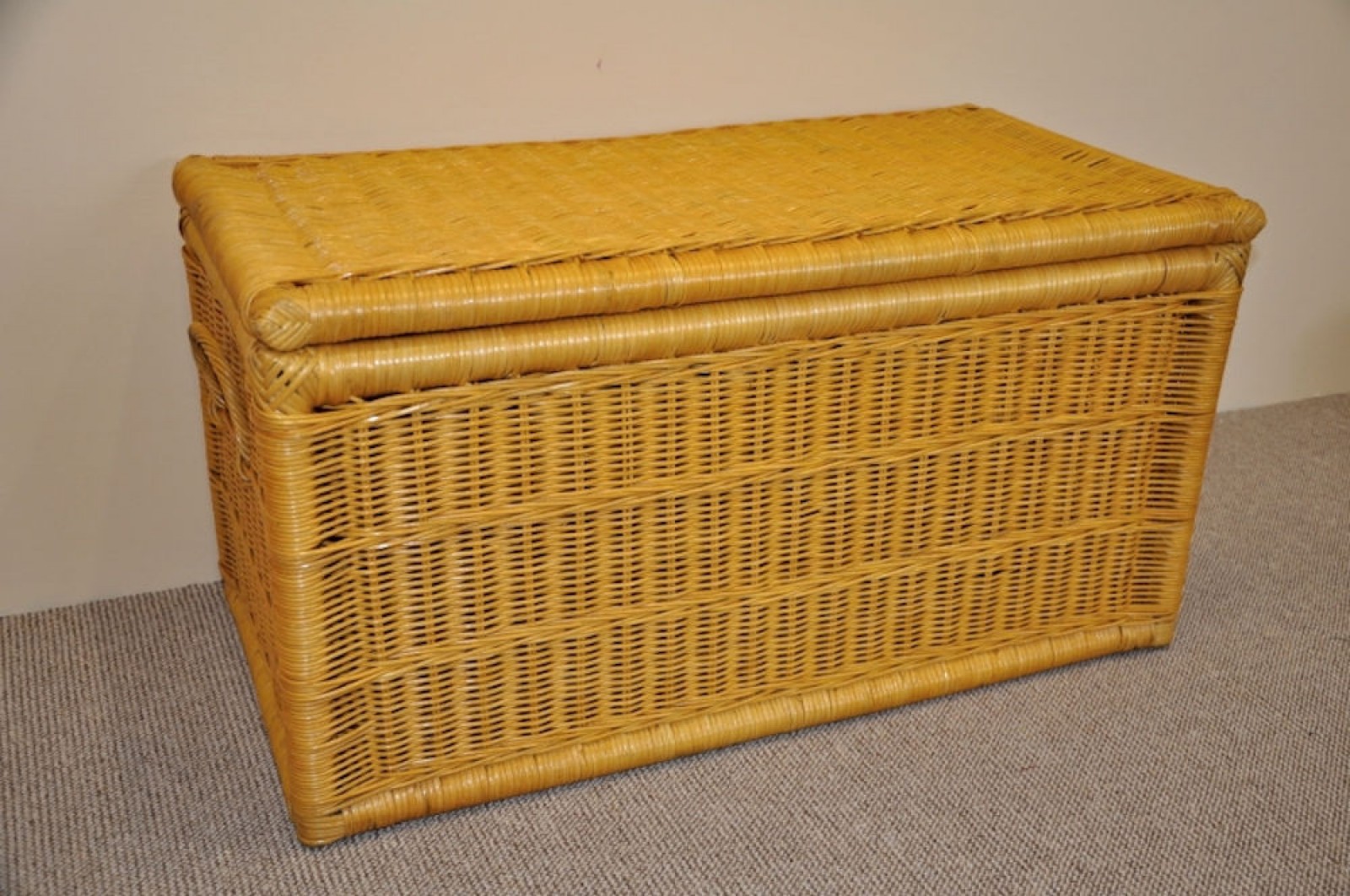 Rattantruhe , Rattan Wäschekorb Fb. honig 85x46x46 cm