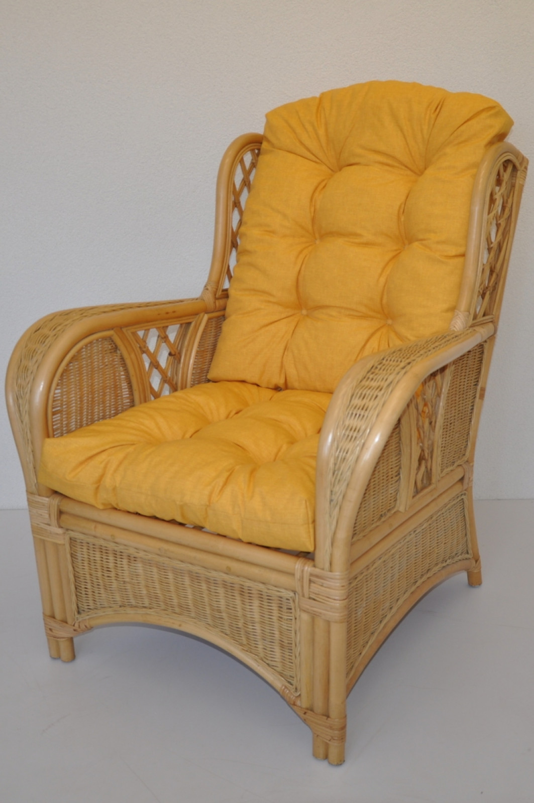 Rattanstuhl Rattansessel, Rattan Ohrensessel Oliver Fb. honig