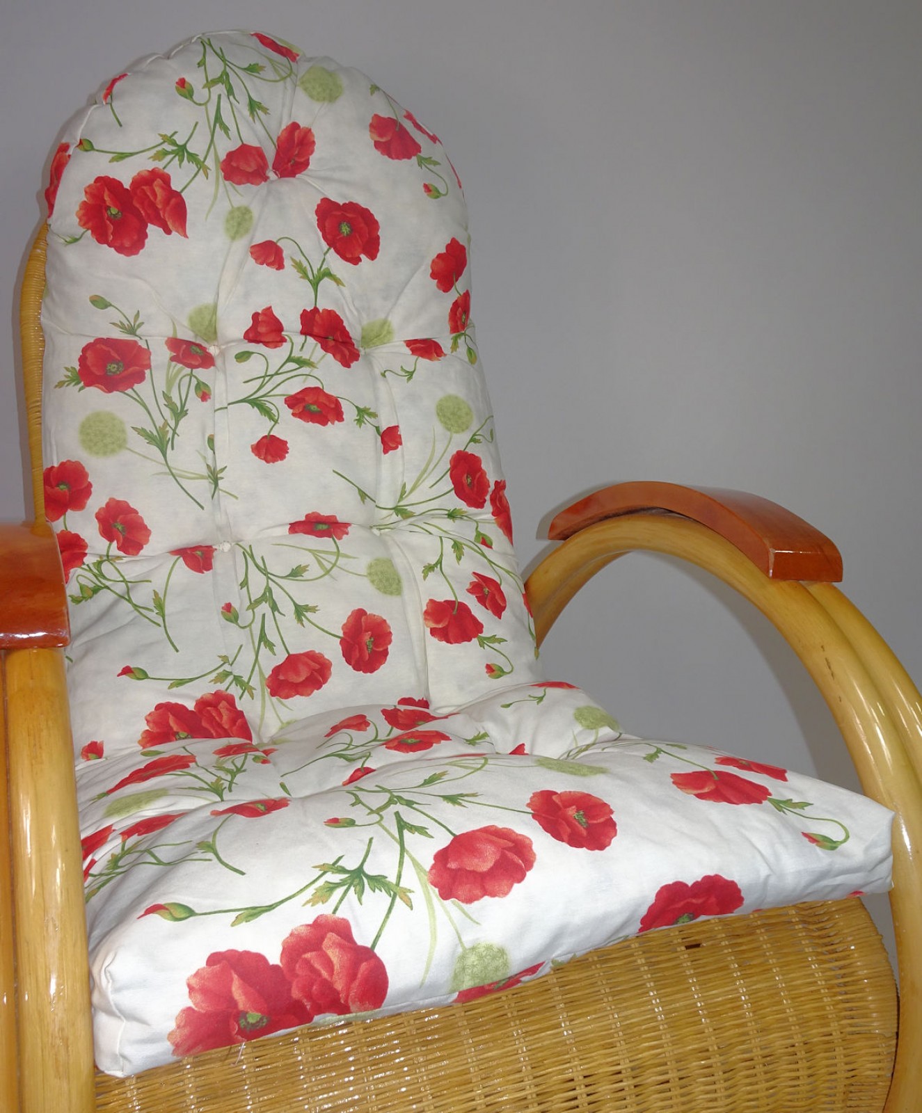 Rattani Auflage/Polster für Schaukelstuhl, Liegestuhl, Ersatzpolster Gr. 130 x 50 x 12 cm Stoff Red Flower - Made in EU