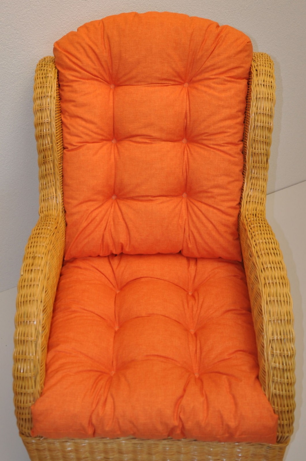 Polster / Kissen für Rattan Ohrensessel Fb. Colore arancione (Orange) , 2 teiliges Set . Top Qualität !