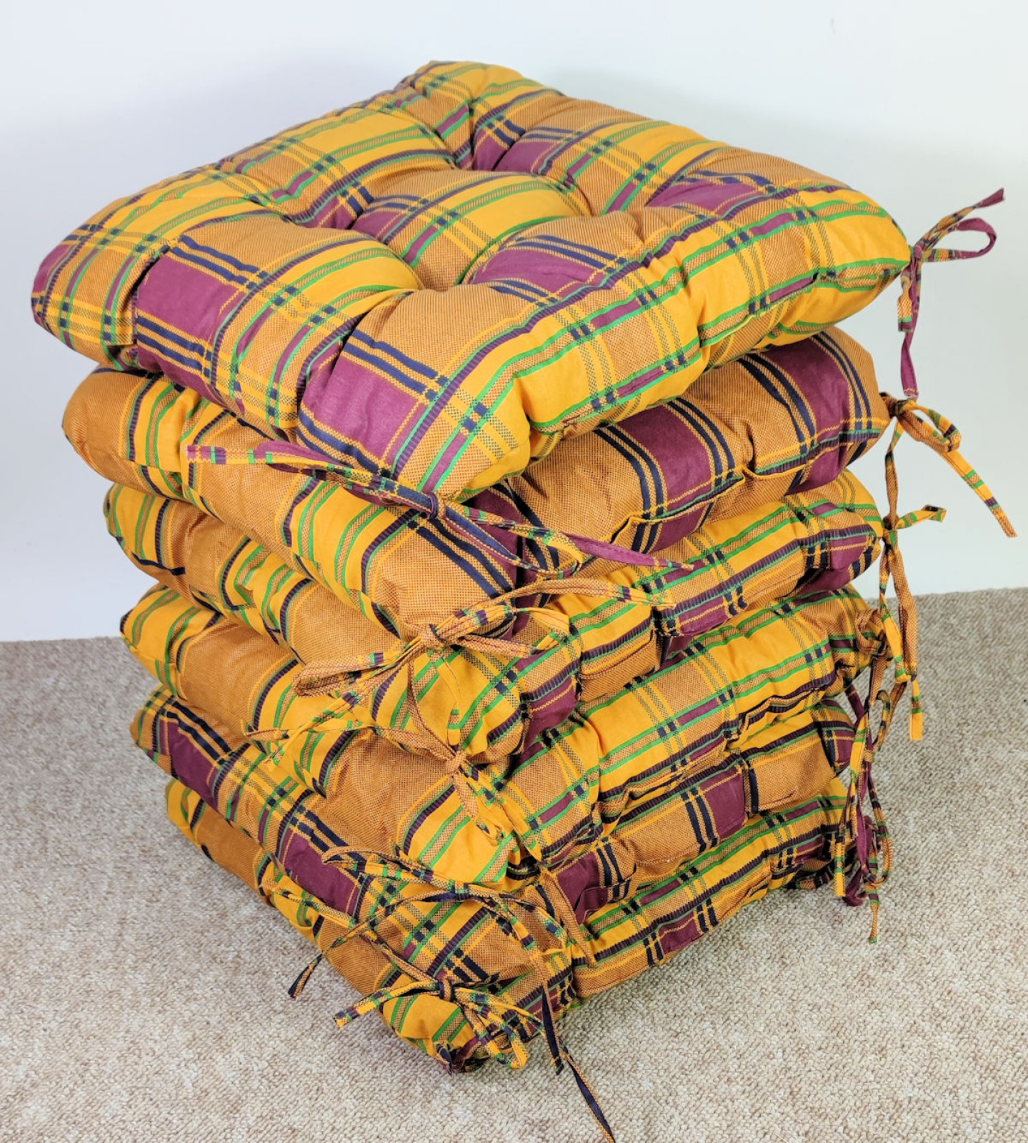 Set 6 x Stuhlkissen/Sitzkissen Lara 38 x 38 cm Dicke 8 cm, Fb. gelb kariert, mit Schleifen