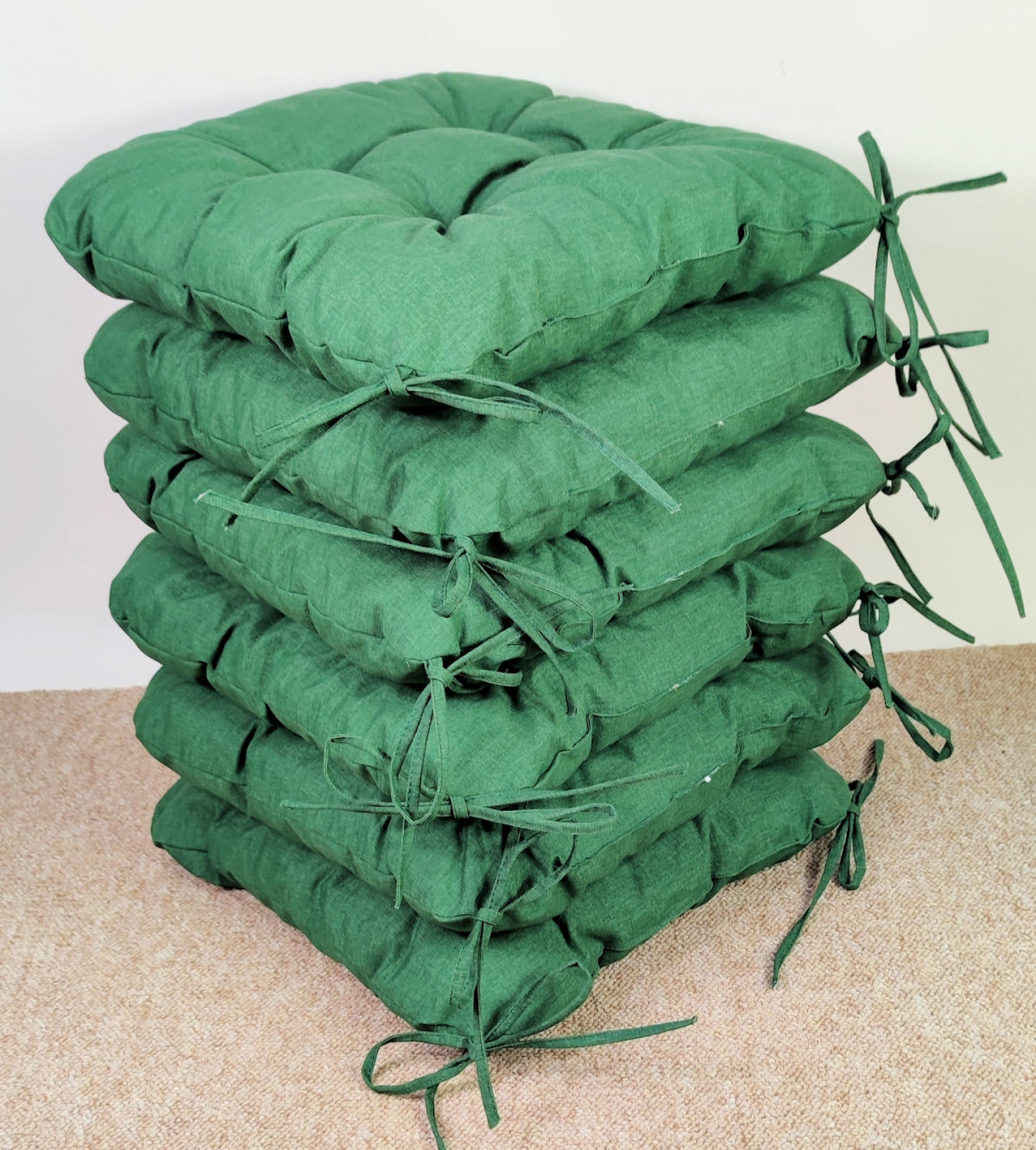 Set 6 x Stuhlkissen/Sitzkissen Lara 38 x 38 cm Dicke 8 cm, Fb. Colore Colore verde scuro (dunkel grün) mit Schleifen