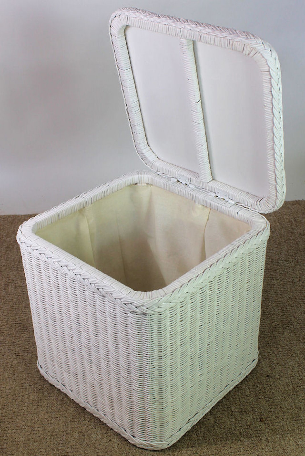 Rattani.de - Rattan Wäschekorb / Wäschetruhe "Eckig" Fb. Weiß Lackiert