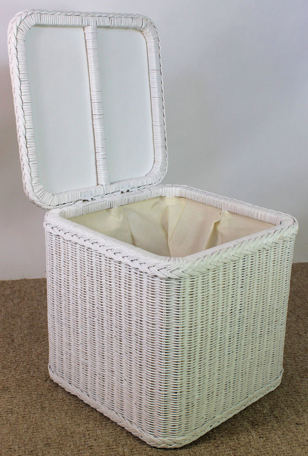 Rattani.de - Rattan Wäschekorb / Wäschetruhe "Eckig" Fb. Weiß Lackiert