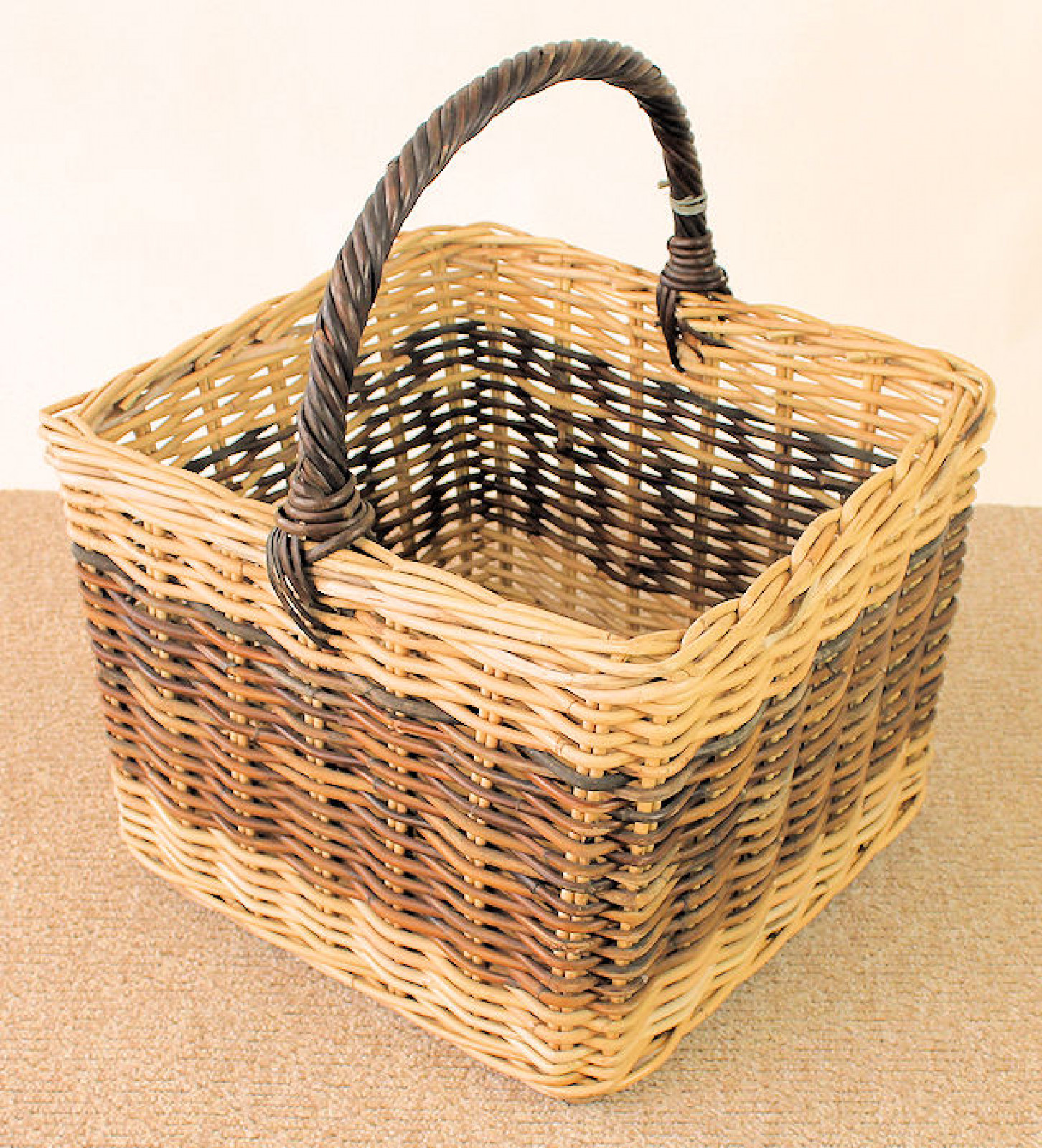 Rattan Kaminkorb / Holzkorb quatratisch