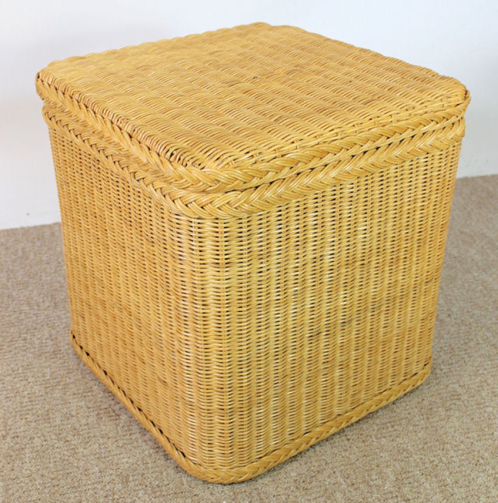 Rattani.de - Rattantruhen / Wäschekörbe