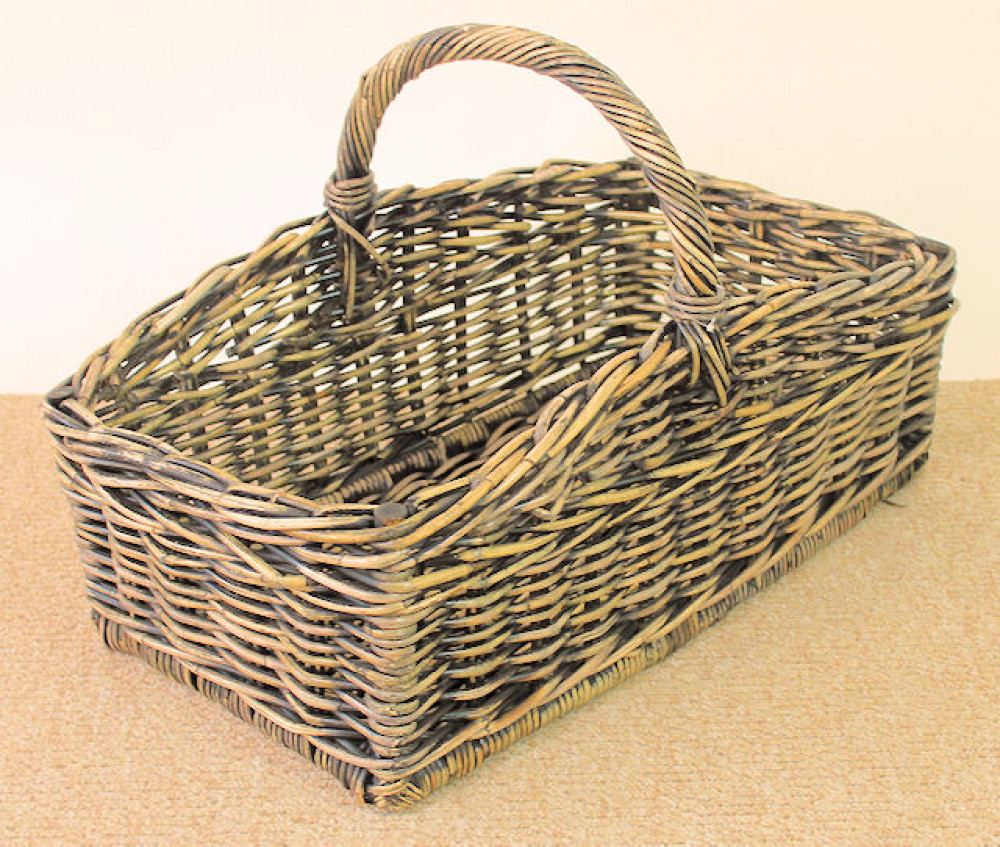 Großer Rattan Kaminkorb Holzkorb 70x37x28/47cm brown